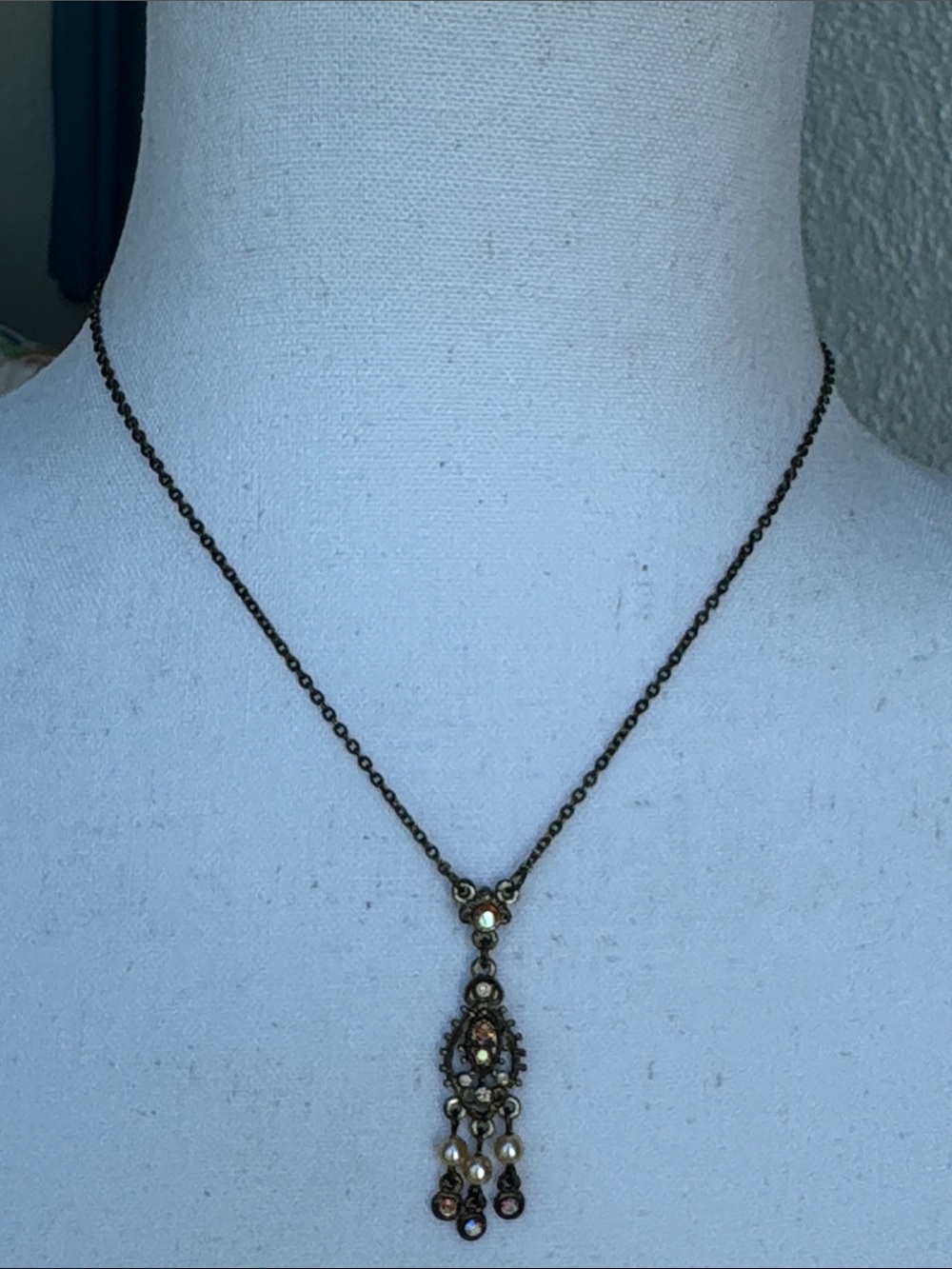 Vintage 1928 dainty necklace